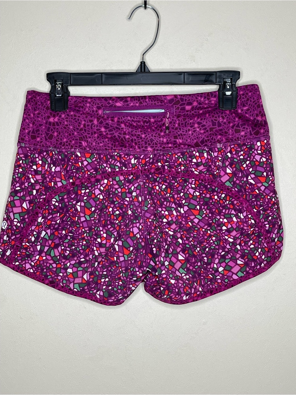 LULULEMON Run Times Short in Paradise Camo Multi / Geo Regal Plum Multi Size 4